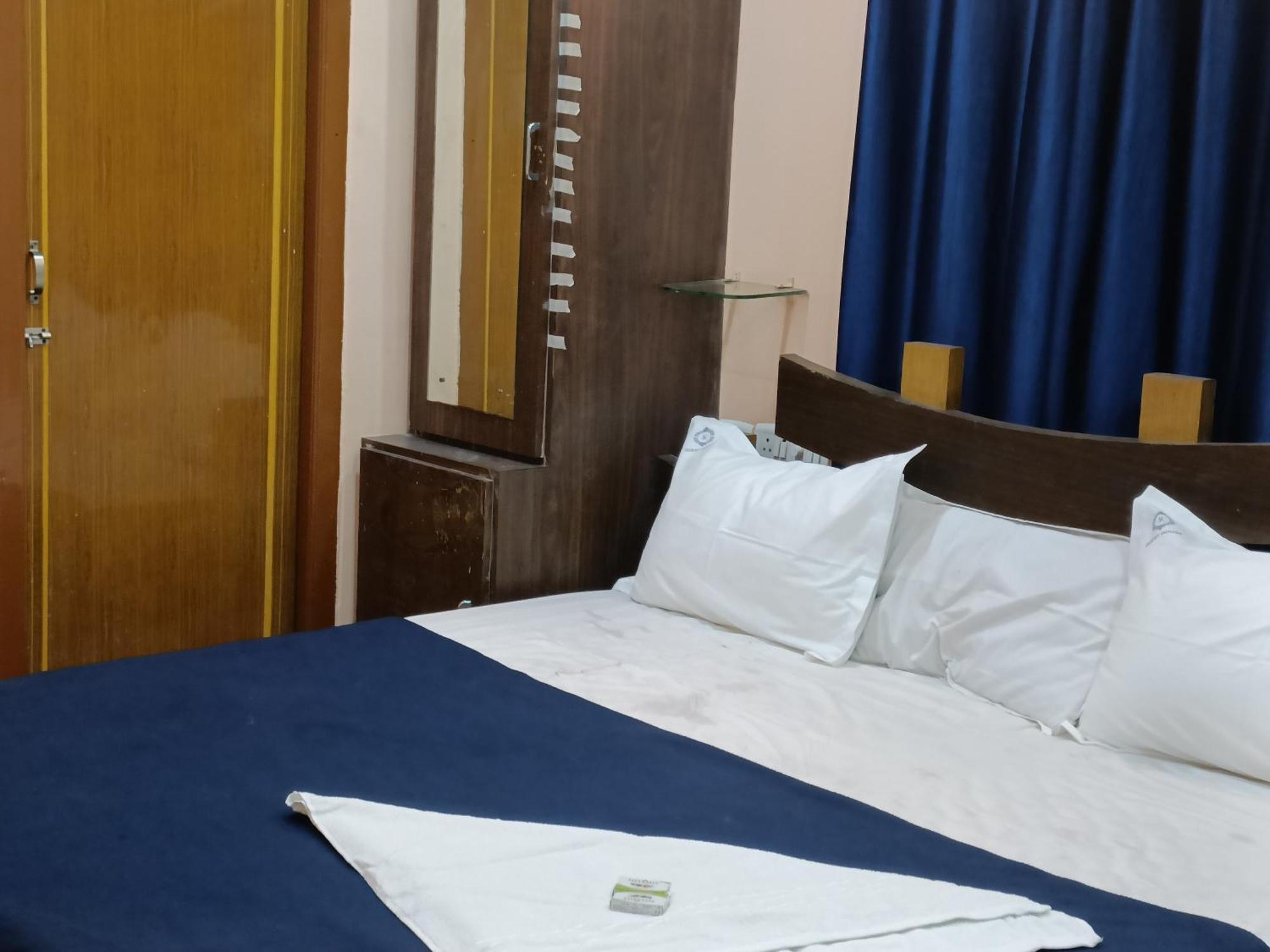 Hotel Dakshin Sea Paradise 维沙卡帕特南 外观 照片